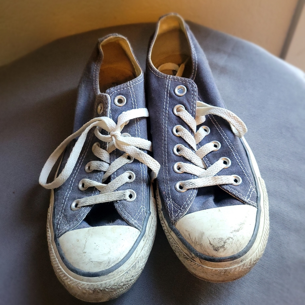 Blue converse